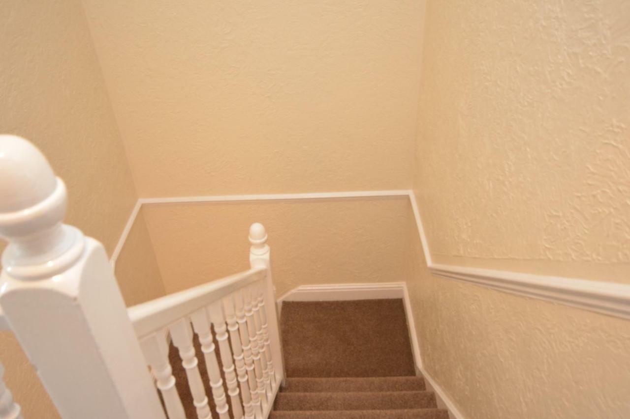 Four Bedroom Townhouse 12 Minutes Walk To Excel Exhibition Centre London Eksteriør bilde